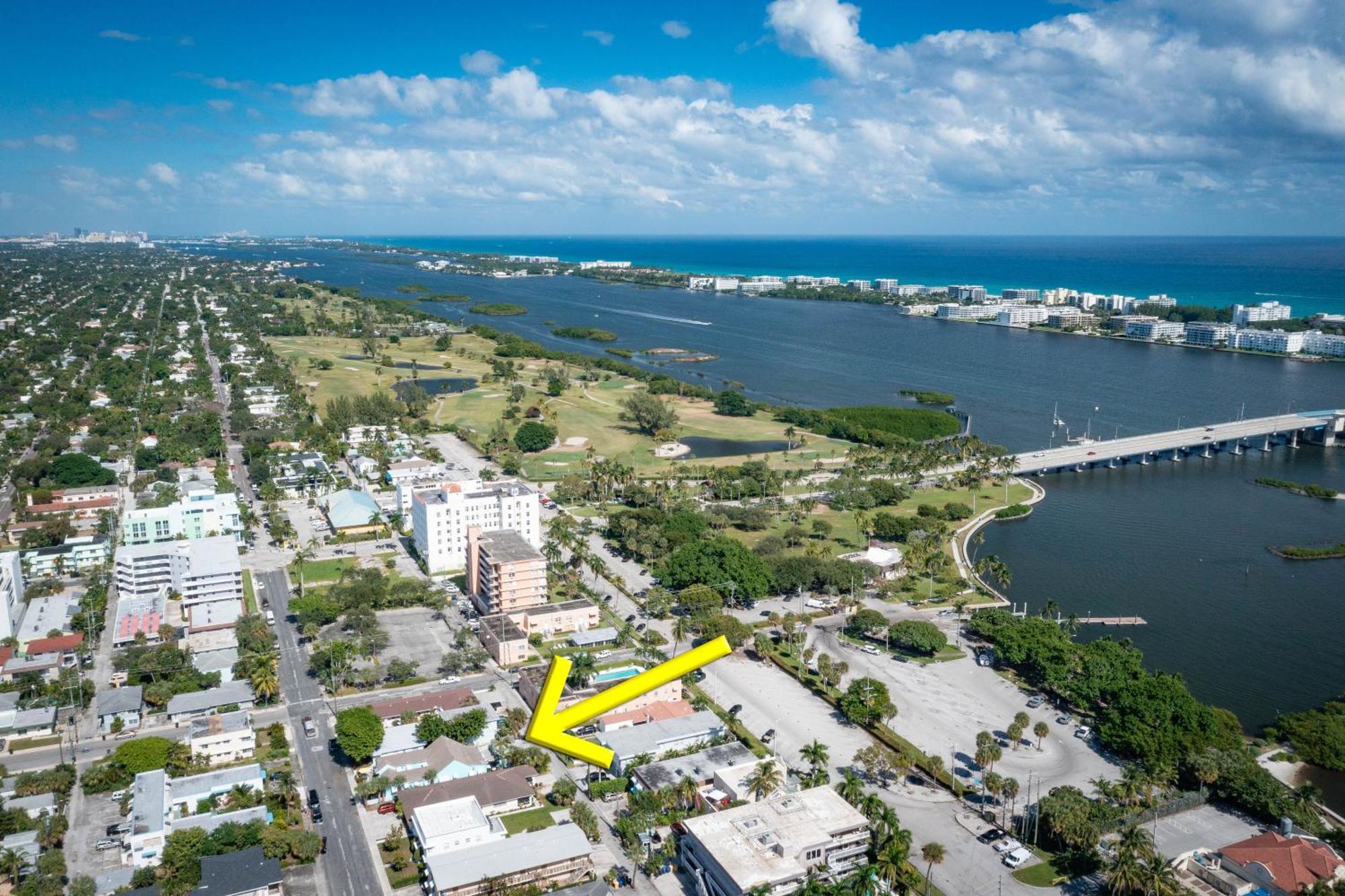 Steps To Beach & Downtown! Cozy Beach Bungalow #1 レイク・ワース エクステリア 写真